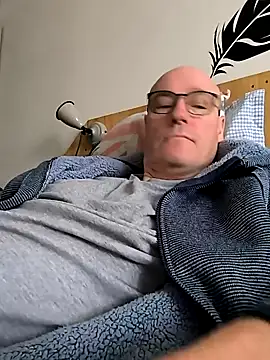 bogland33 online show from February 2025 10:58:01 AM