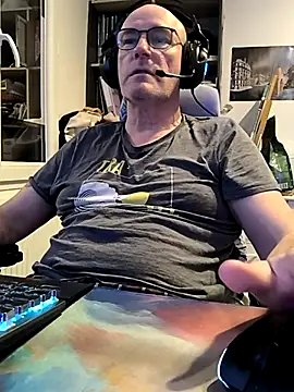 bogland33 online show from February 2025 07:47:02 PM