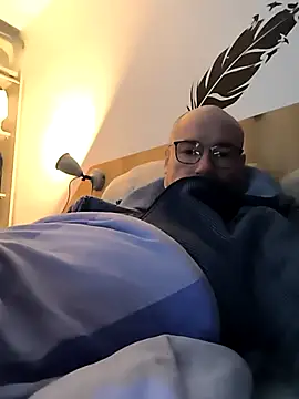 bogland33 online show from September 2025 12:15:01 AM