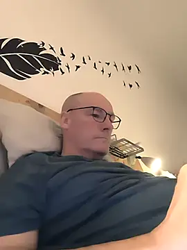 bogland33 online show from December 2025 08:39:01 PM