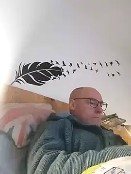 bogland33 online show from December 2025 11:21:01 PM