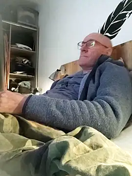 bogland33 online show from February 2026 08:05:01 PM