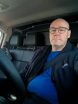 bogland33 online show from April 2026 04:41:02 PM