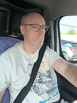 Snapshot of bogland33 chatting on July 2026 04:33:02 PM bogland33 online show from July 2026 04:33:02 PM