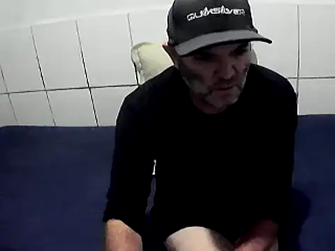 pierdona online show from February 2026 07:23:01 PM