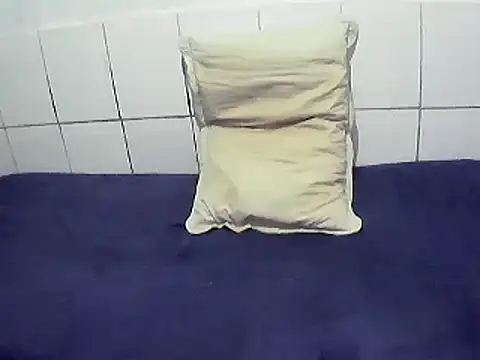 pierdona online show from April 2026 08:02:01 PM