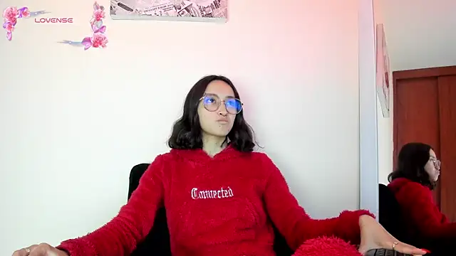 its  angelica  online show from January 2025 03:40:01 AM