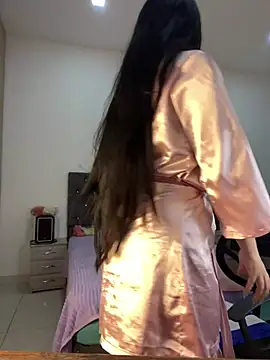 AuroraFiore online show from March 2026 03:01:01 AM