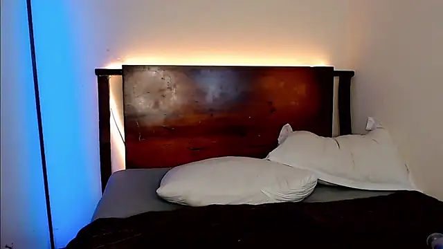 MimiRodriguez online show from December 2024 08:49:01 AM