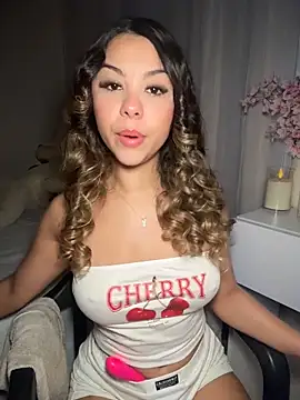 tuckersabrina online show from February 2026 01:26:01 PM