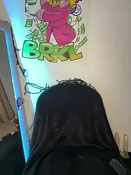 zarai angels online show from February 2025 05:01:02 PM