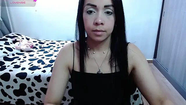 Amber Lovely online show from January 2025 06:27:02 PM