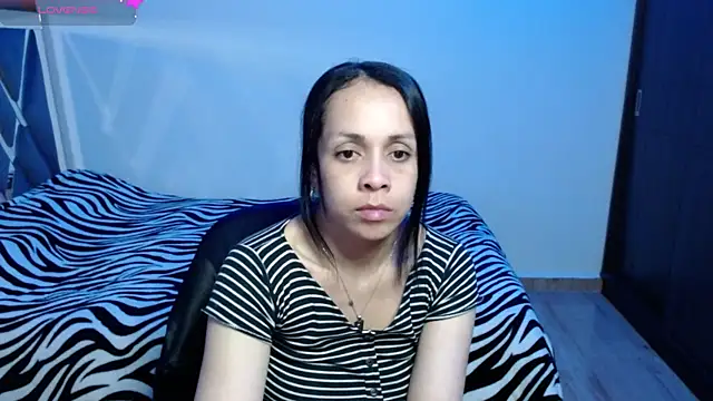 Amber Lovely online show from September 2025 12:00:02 AM