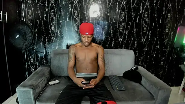 Snapshot of Alid_17 chatting on October 2025 07:25:02 PM Alid 17 online show from October 2025 07:25:02 PM