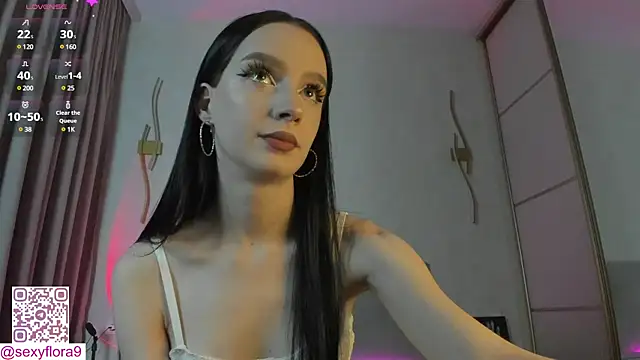 Snapshot of flora_off chatting on February 2025 06:40:01 AM flora off online show from February 2025 06:40:01 AM