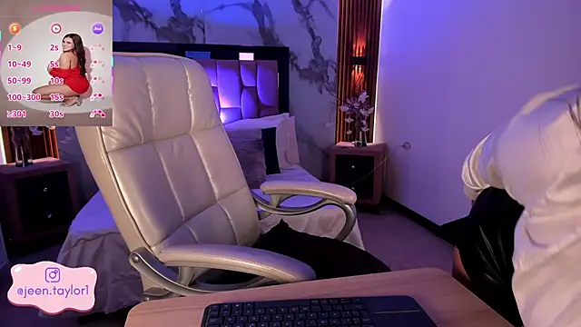 Jeen Taylor online show from March 2026 08:04:01 PM