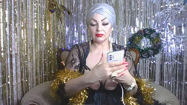 Izabella gold online show from December 2024 12:45:02 PM
