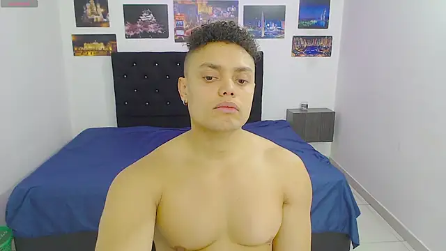 Booy Hott online show from December 2024 03:11:01 PM
