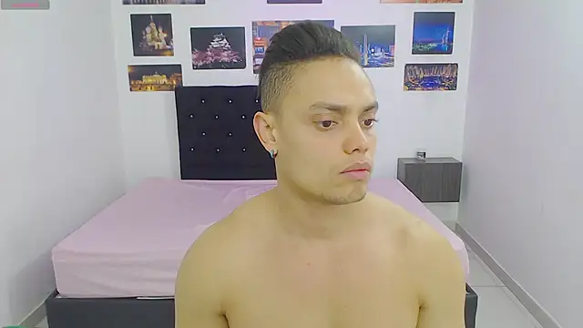 Booy Hott online show from December 2024 03:11:02 PM