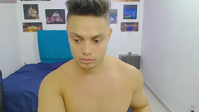 Booy Hott online show from January 2025 05:59:02 PM