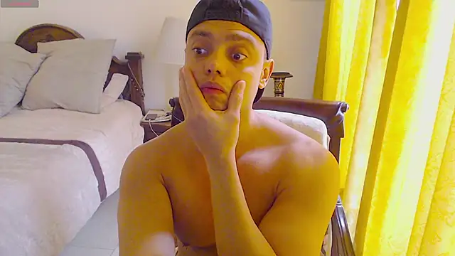 Booy Hott online show from February 2025 03:20:02 PM