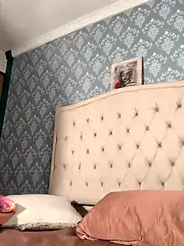 Snapshot of evafoxs chatting on October 2025 05:19:02 PM evafoxs online show from October 2025 05:19:02 PM