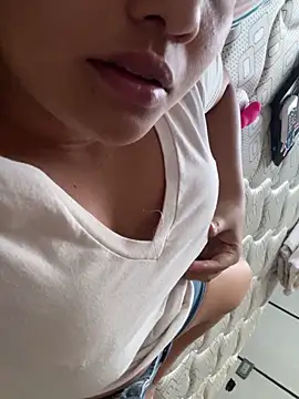 Snapshot of Orixxxxx chatting on February 2025 08:09:02 PM Orixxxxx online show from February 2025 08:09:02 PM