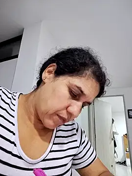 siri duque online show from February 2025 12:41:01 AM