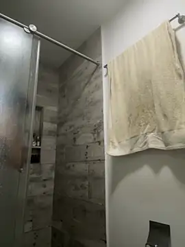 siri duque online show from March 2026 01:23:02 AM