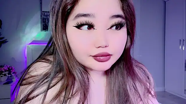 Snapshot of amina_moonlightt chatting on December 2024 06:12:02 AM amina moonlightt online show from December 2024 06:12:02 AM