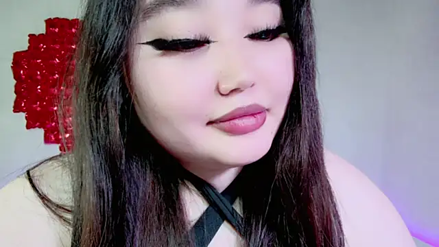 Snapshot of amina_moonlightt chatting on February 2025 07:12:02 AM amina moonlightt online show from February 2025 07:12:02 AM