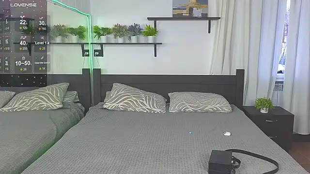 Ron Vils online show from November 2025 09:53:01 AM