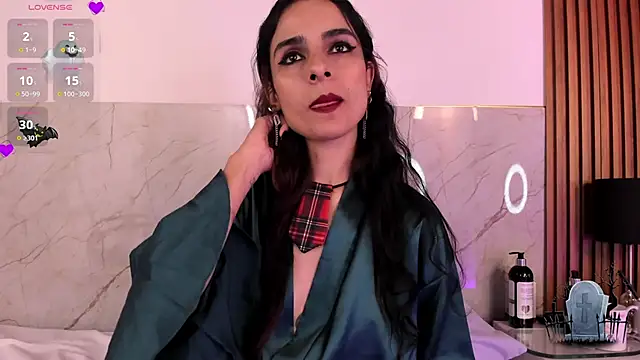 Snapshot of Alice_noir chatting on March 2025 08:38:02 PM Alice noir online show from March 2025 08:38:02 PM