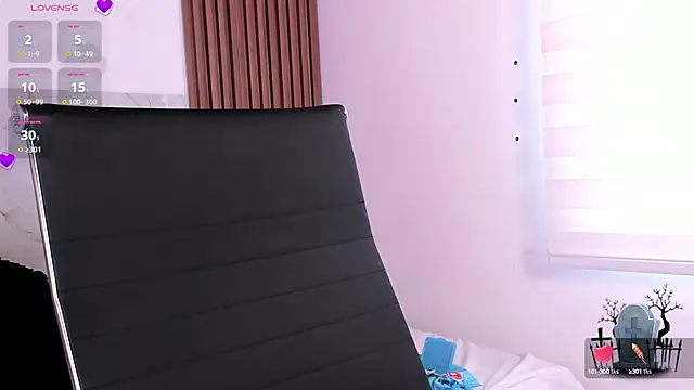 Snapshot of Alice_noir chatting on March 2025 04:39:02 PM Alice noir online show from March 2025 04:39:02 PM