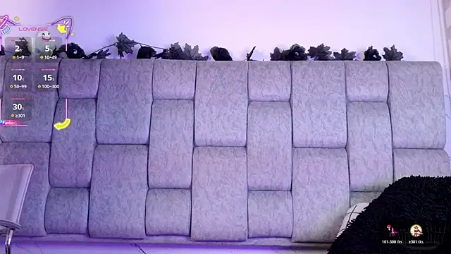 Snapshot of Alice_noir chatting on October 2025 10:52:01 PM Alice noir online show from October 2025 10:52:01 PM