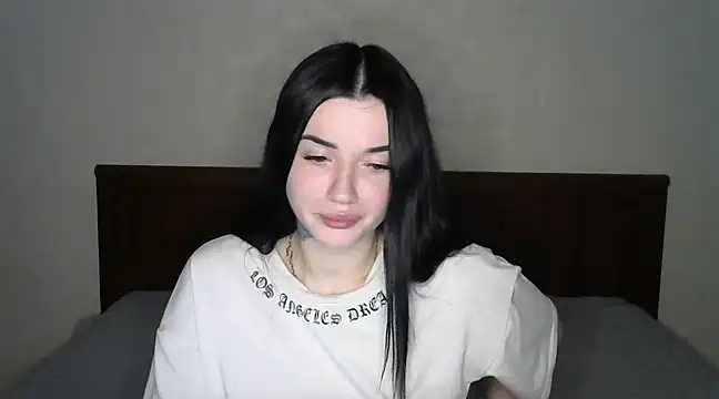 Liana diva online show from February 2025 10:49:02 PM