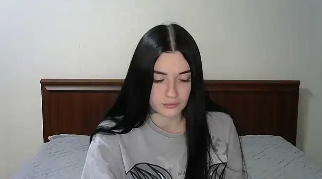 Liana diva online show from March 2025 08:41:02 PM