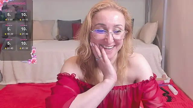 Snapshot of MadissonKiss chatting on May 2026 01:56:01 AM MadissonKiss online show from May 2026 01:56:01 AM