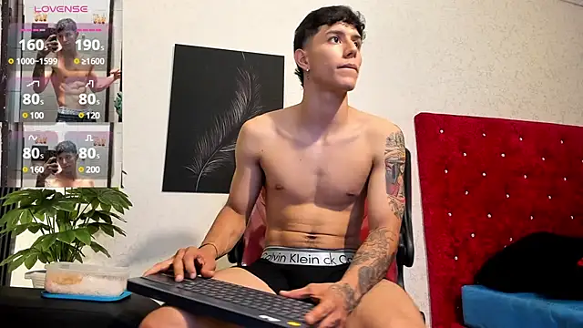 Snapshot of Cristopher23_ chatting on March 2025 08:05:01 PM Cristopher23 online show from March 2025 08:05:01 PM