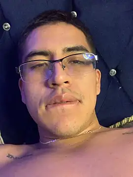 roguer darkk online show from December 2024 09:40:02 AM