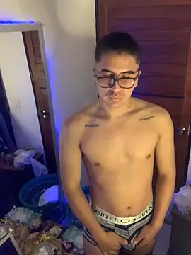 roguer darkk online show from January 2025 10:34:01 AM