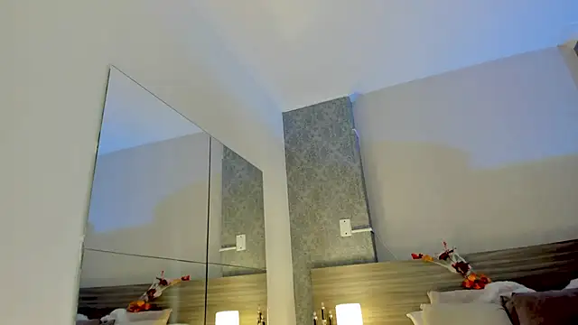 Mistyca online show from October 2025 10:55:01 AM