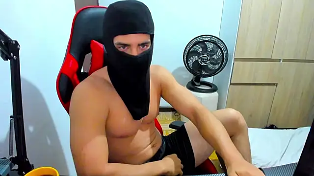 Calihotcaliente277 online show from December 2024 02:17:02 PM