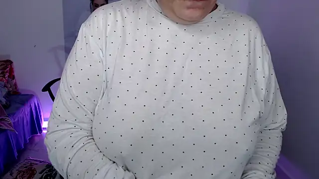 Serenay  online show from December 2024 01:47:01 AM