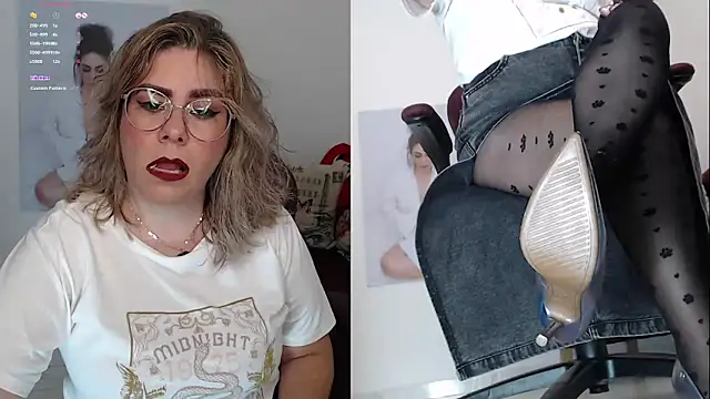 Serenay  online show from January 2025 09:31:02 PM