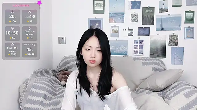 LiLiYbaby online show from December 2024 03:55:01 PM