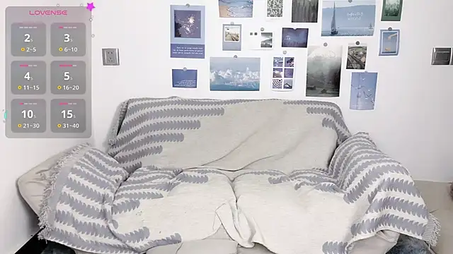 LiLiYbaby online show from December 2024 09:33:01 PM