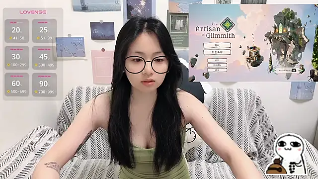 Snapshot of LiLiYbaby chatting on June 2026 06:49:02 AM LiLiYbaby online show from June 2026 06:49:02 AM