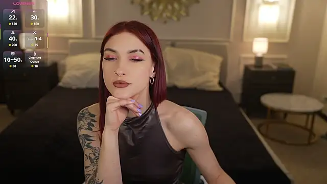 Magnetic Mia  online show from April 2026 11:43:01 PM