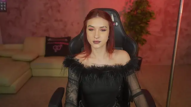 Magnetic Mia  online show from July 2026 11:03:01 PM